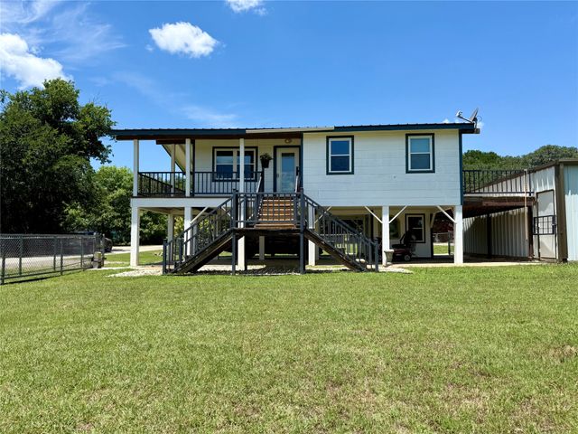133 10th Street, Whitney, TX 76692