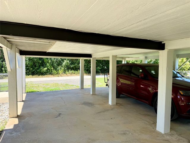 133 10th Street, Whitney, TX 76692