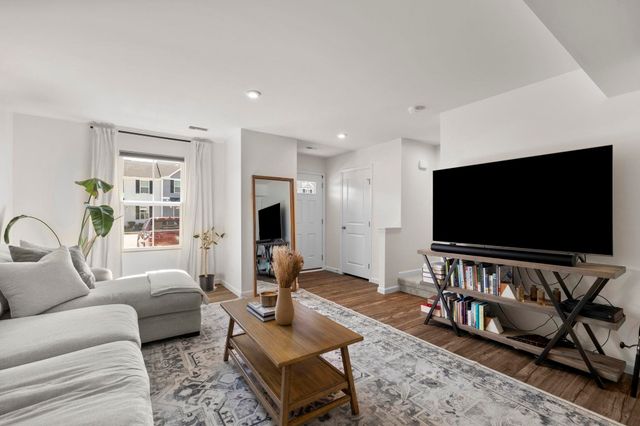 509 Hampton Townes Drive, Greenville, SC 29617