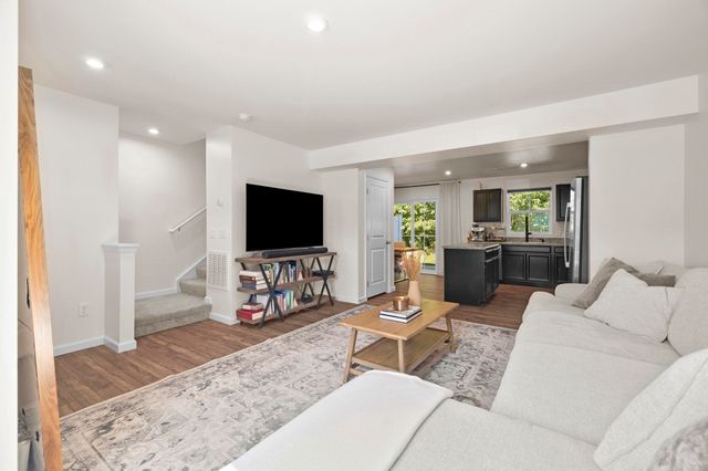 509 Hampton Townes Drive, Greenville, SC 29617