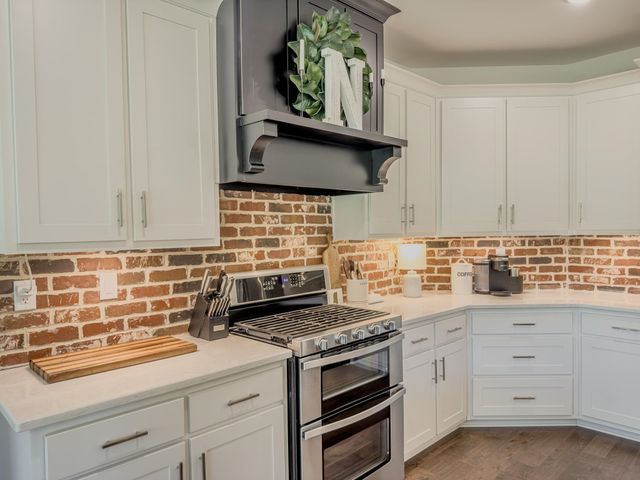 35 FARMHOUSE CV, Piperton, TN 38017