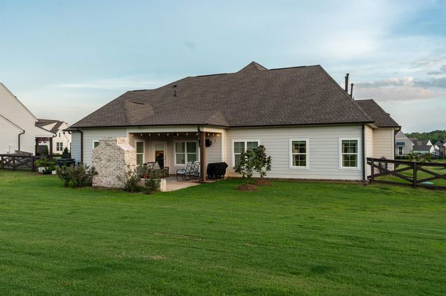 35 FARMHOUSE CV, Piperton, TN 38017