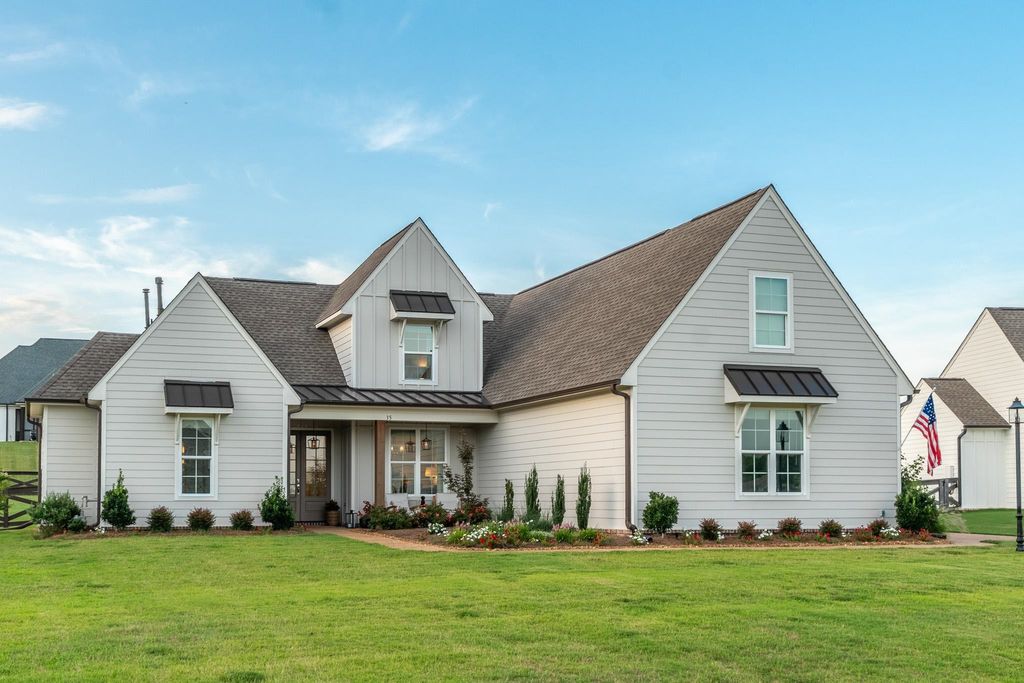 35 FARMHOUSE CV, Piperton, TN 38017