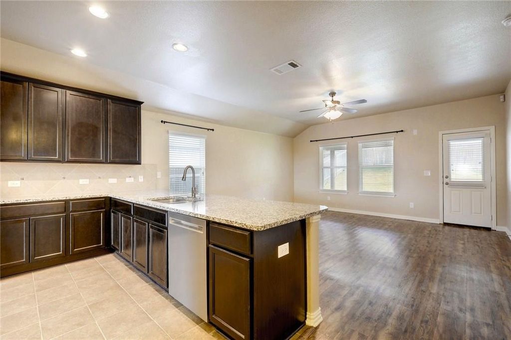 3621 Rams Horn WAY, Round Rock, TX 78665