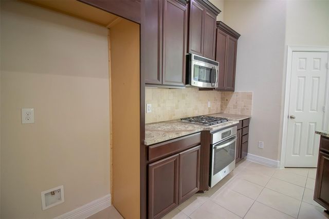 4718 Sabero Lane, League City, TX 77573