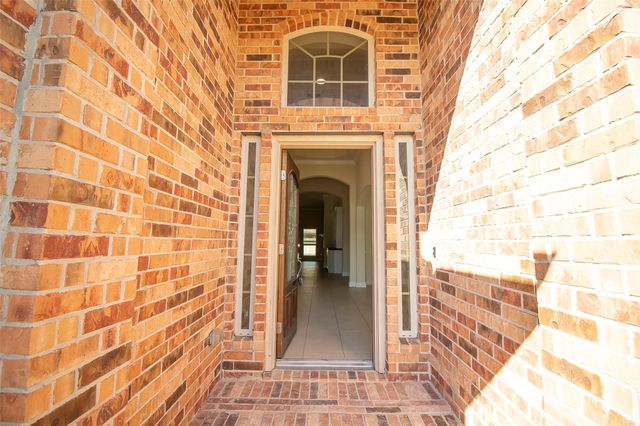 4718 Sabero Lane, League City, TX 77573