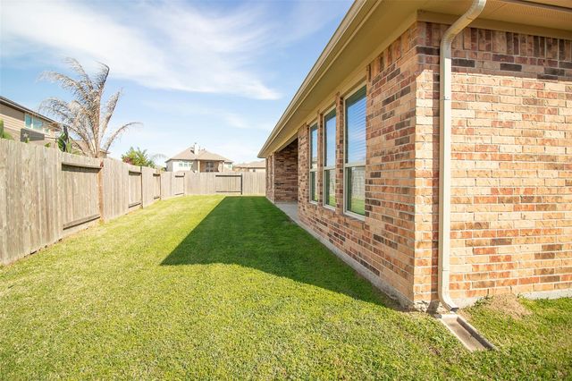 4718 Sabero Lane, League City, TX 77573
