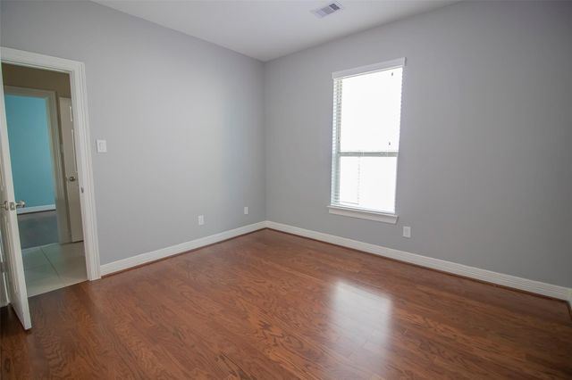 4718 Sabero Lane, League City, TX 77573