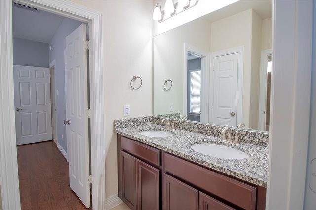 4718 Sabero Lane, League City, TX 77573