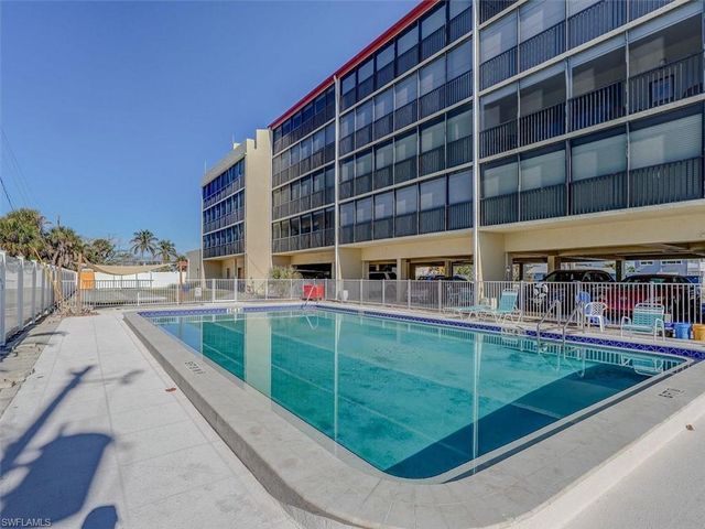 6100 Estero BLVD 5D, Fort Myers Beach, FL 33931