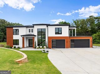 151 South Pointe Drive, Hartwell, GA 30643