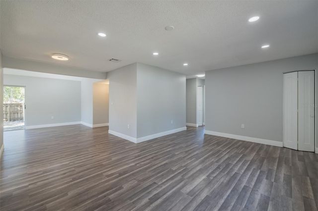 2401 DEVONWOODE PLACE, Seffner, FL 33584