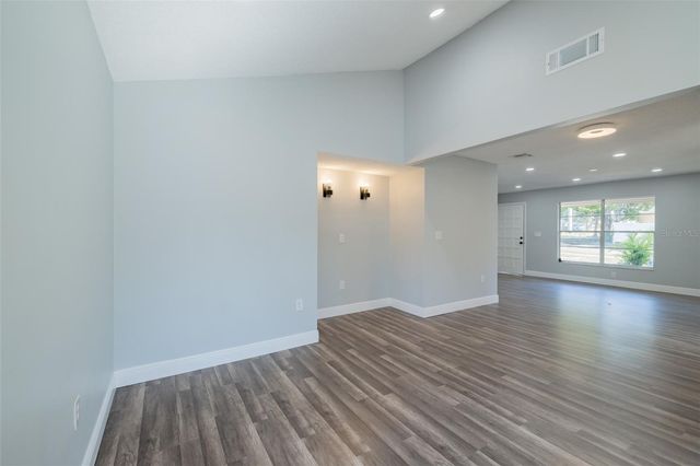 2401 DEVONWOODE PLACE, Seffner, FL 33584