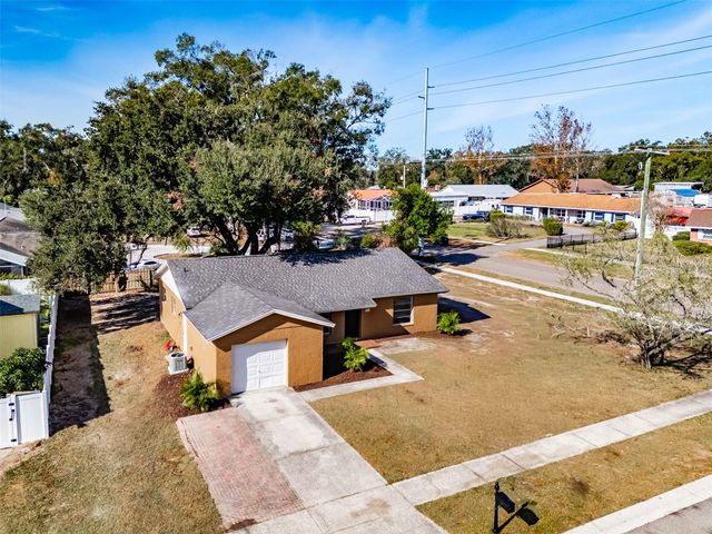 2401 DEVONWOODE PLACE, Seffner, FL 33584