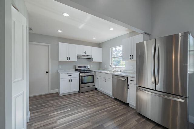 2401 DEVONWOODE PLACE, Seffner, FL 33584