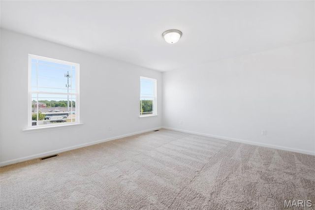 32 Wingtip Court, St Peters, MO 63376