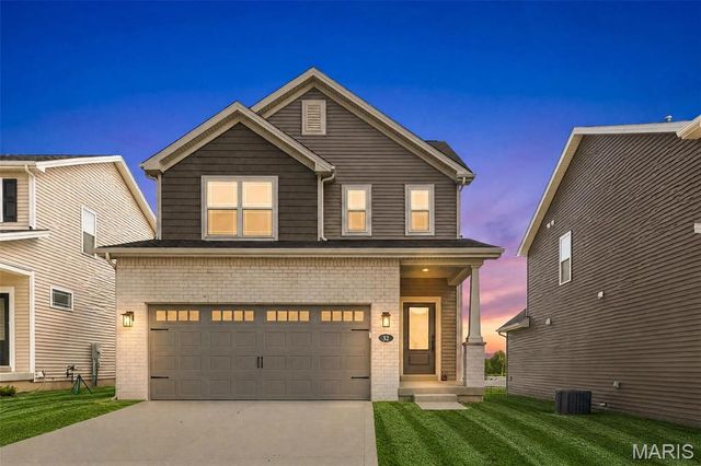 32 Wingtip Court, St Peters, MO 63376