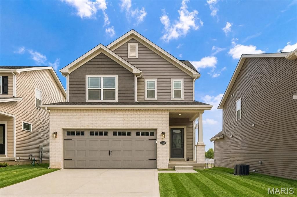 32 Wingtip Court, St Peters, MO 63376