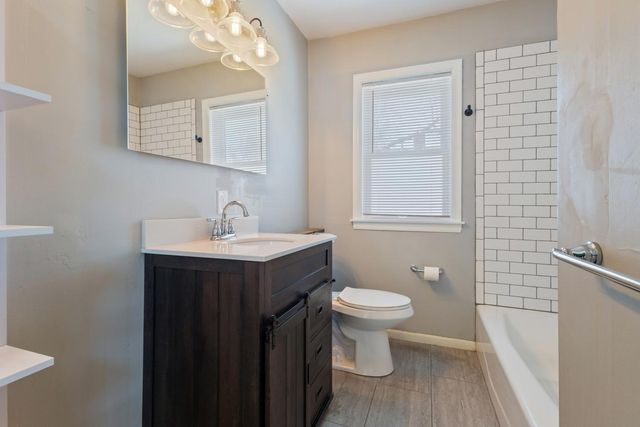 861 Algonquin Avenue, Saint Paul, MN 55119