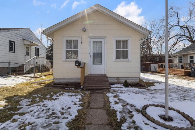 861 Algonquin Avenue, Saint Paul, MN 55119