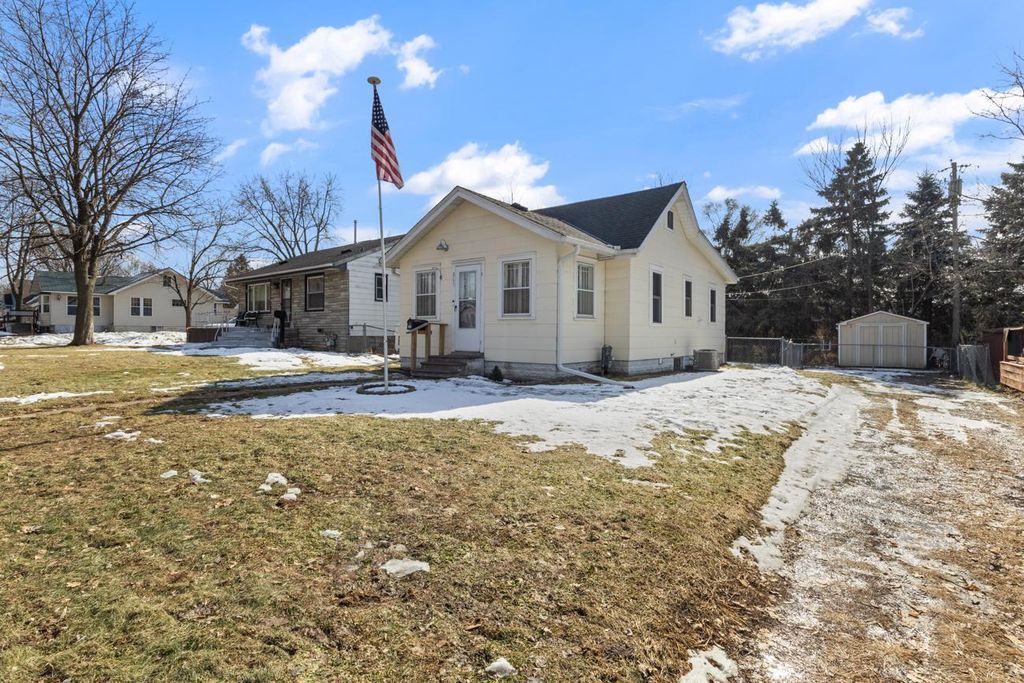 861 Algonquin Avenue, Saint Paul, MN 55119