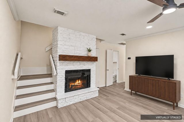 2711 Grants Lake Boulevard 42, Sugar Land, TX 77479