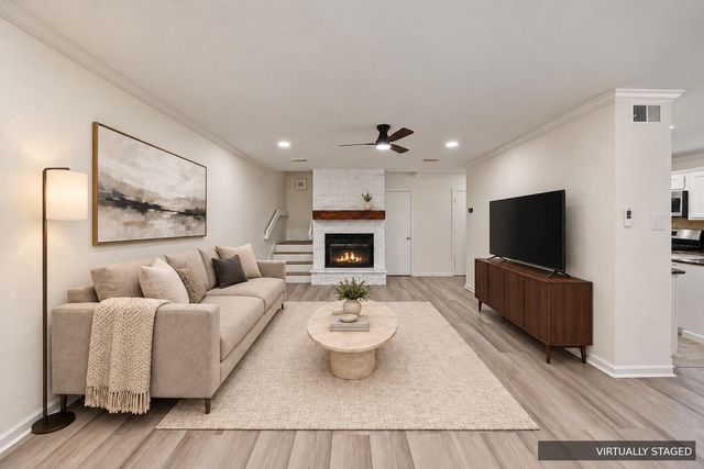 2711 Grants Lake Boulevard 42, Sugar Land, TX 77479