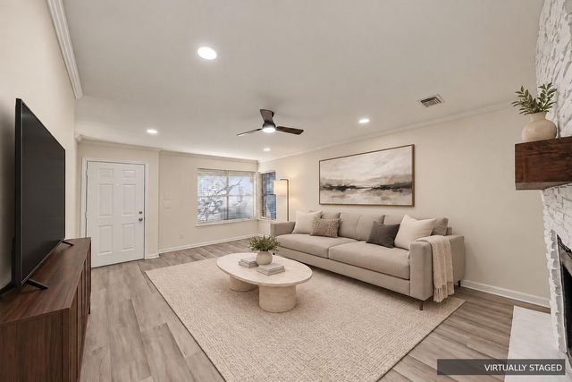 2711 Grants Lake Boulevard 42, Sugar Land, TX 77479