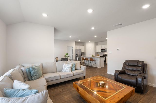 205 Bethpage DR, San Marcos, TX 78666