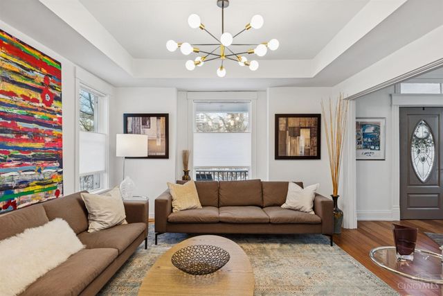 6017 Bramble Avenue, Cincinnati, OH 45227