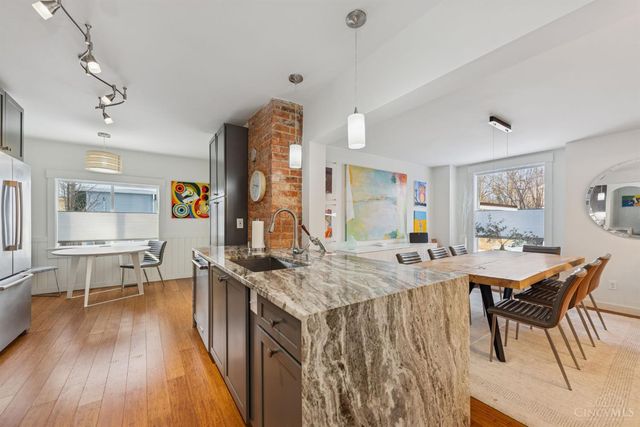 6017 Bramble Avenue, Cincinnati, OH 45227