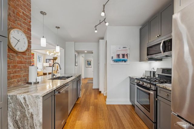 6017 Bramble Avenue, Cincinnati, OH 45227