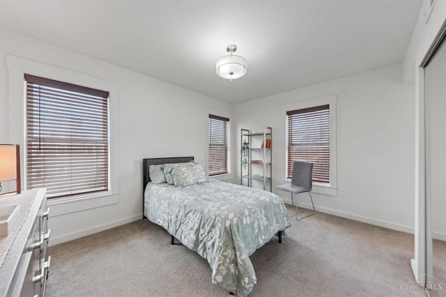 6017 Bramble Avenue, Cincinnati, OH 45227