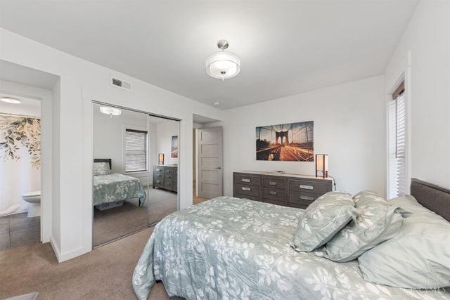 6017 Bramble Avenue, Cincinnati, OH 45227