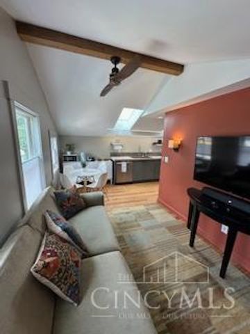 6017 Bramble Avenue, Cincinnati, OH 45227