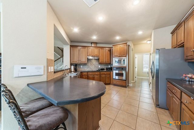 2460 James Agee Drive, Schertz, TX 78154