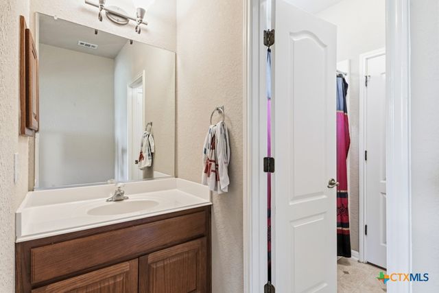 2460 James Agee Drive, Schertz, TX 78154