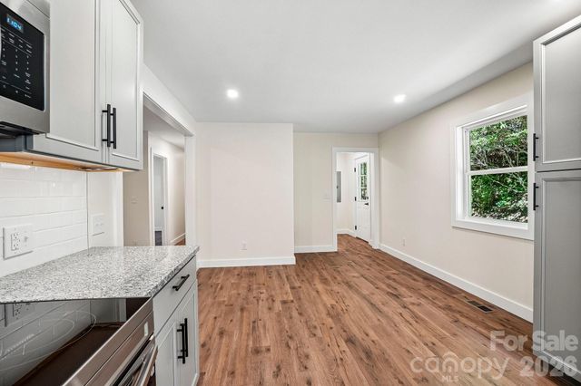 165 Westwood Drive, Brevard, NC 28712