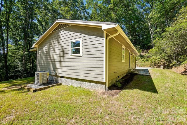 165 Westwood Drive, Brevard, NC 28712