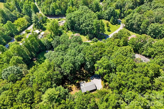 165 Westwood Drive, Brevard, NC 28712
