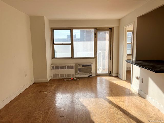 1019 Van Siclen Avenue 5G, Brooklyn, NY 11207