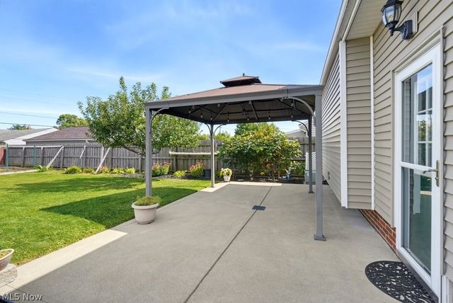 11052 Naomi Drive, Parma, OH 44130