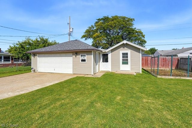 11052 Naomi Drive, Parma, OH 44130