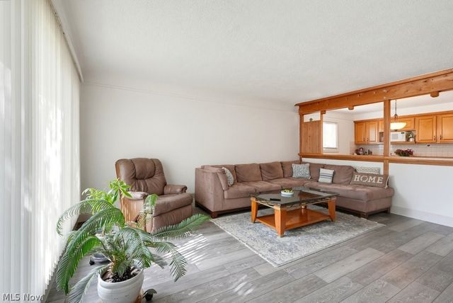 11052 Naomi Drive, Parma, OH 44130