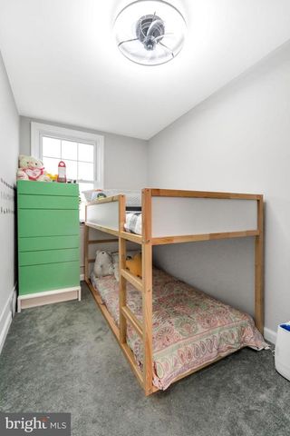 945 FARISTON DR, Drexel Hill, PA 19026