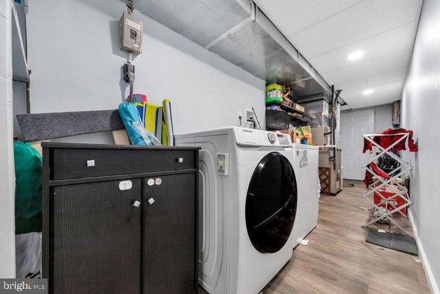 945 FARISTON DR, Drexel Hill, PA 19026