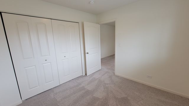 200 Goldenrod Drive, Elgin, IL 60124