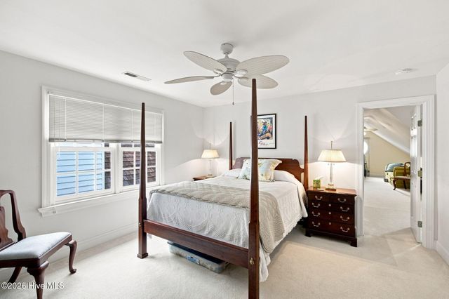 1916 Inverness Lane, Wilmington, NC 28405