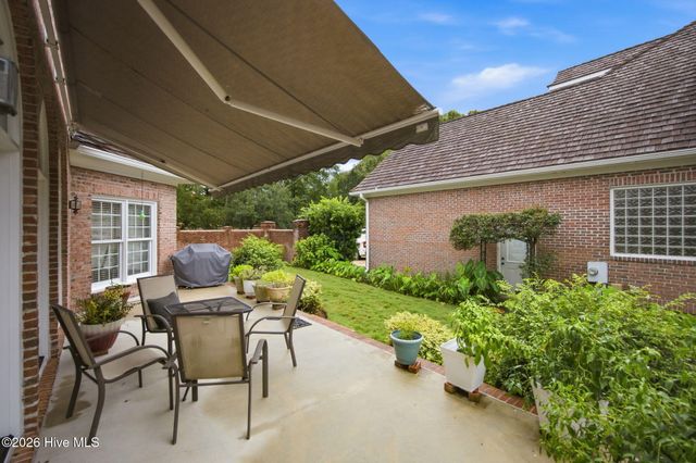1916 Inverness Lane, Wilmington, NC 28405