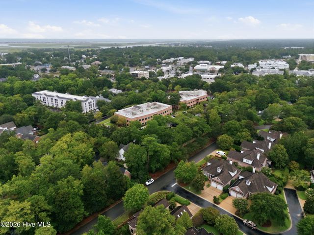 1916 Inverness Lane, Wilmington, NC 28405